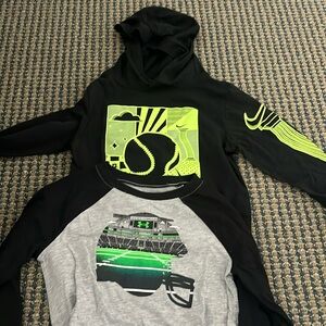 Under armour and Nike shirt